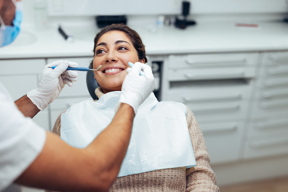 Woman-in-the-dentist-chair